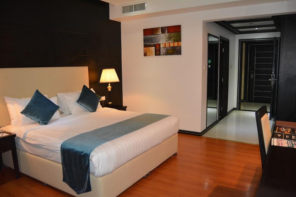 The Olive Hotel, Juffair Al Manamah Esterno foto