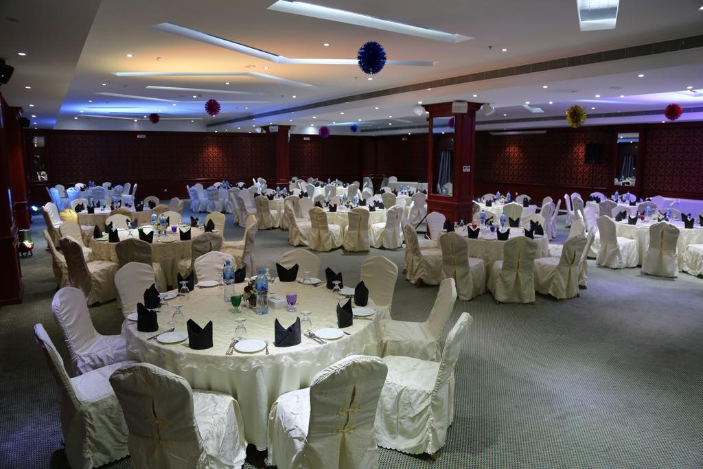 The Olive Hotel, Juffair Al Manamah Esterno foto