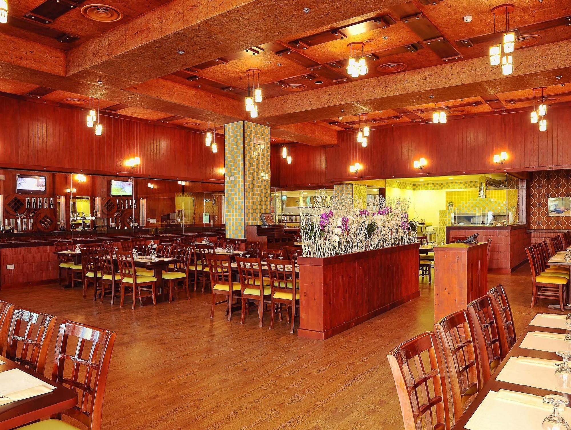 The Olive Hotel, Juffair Al Manamah Esterno foto