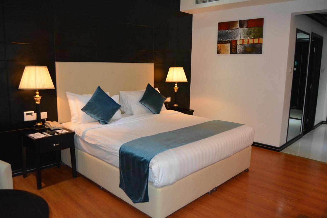 The Olive Hotel, Juffair Al Manamah Esterno foto